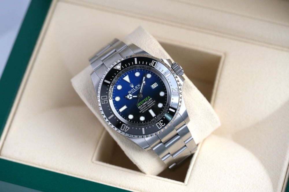 
                
                    Load image into Gallery viewer, Rolex 2018 SS 126660 DEEP SeaDweller 43mm &amp;quot;James Cameron&amp;quot; Dial w/ Original Rolex Box &amp;amp; Warranty Card
                
            
